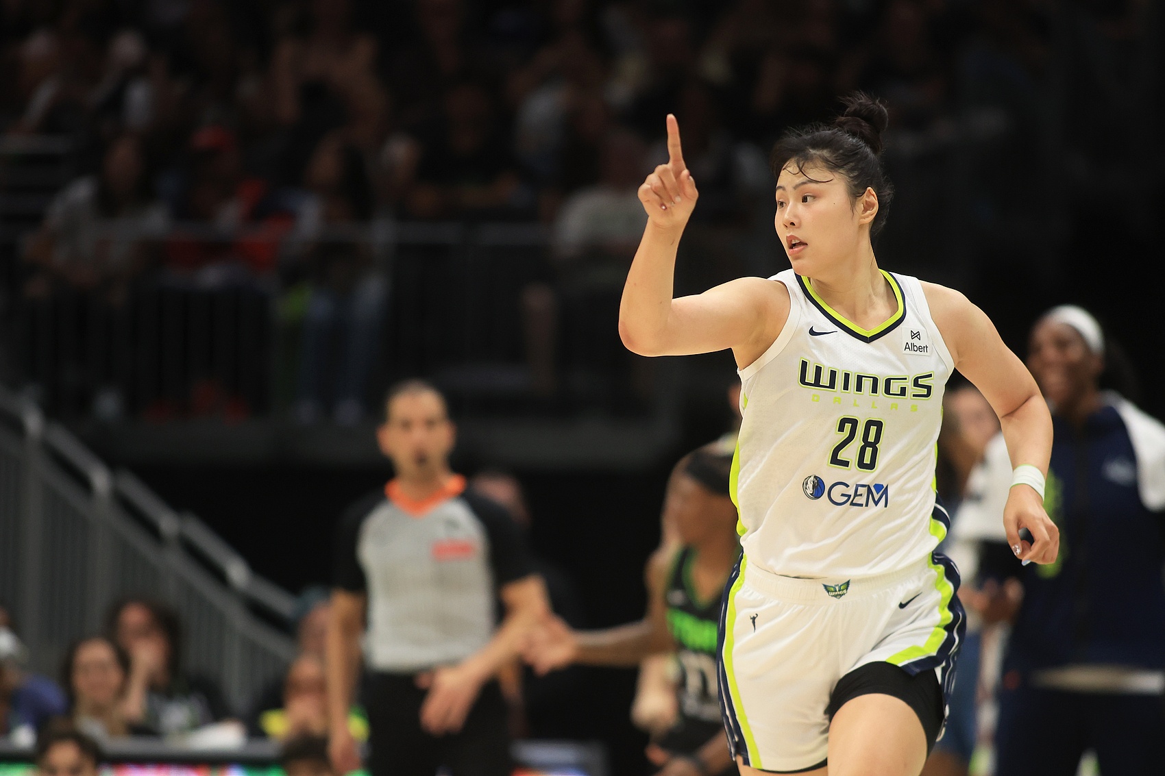 達拉斯飛翼不敵火花苦吞10連敗 上次獲勝時(shí)李月汝砍生涯新高20分
